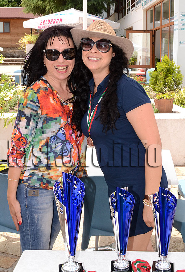 Тенис Тенис