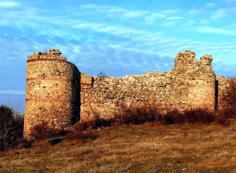 Крепостта Мезек