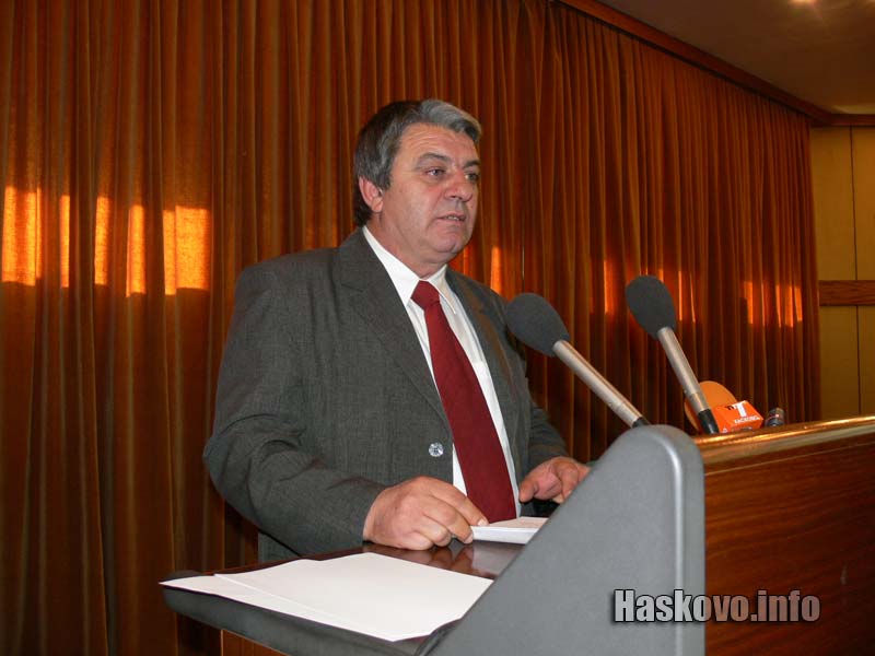 Най-възрастният общински съветник Иван Недев Най-възрастният общински съветник Иван Недев