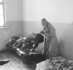 Така изглеждаше дома в с. Пъстрогор преди години Така изглеждаше дома в с. Пъстрогор преди години
