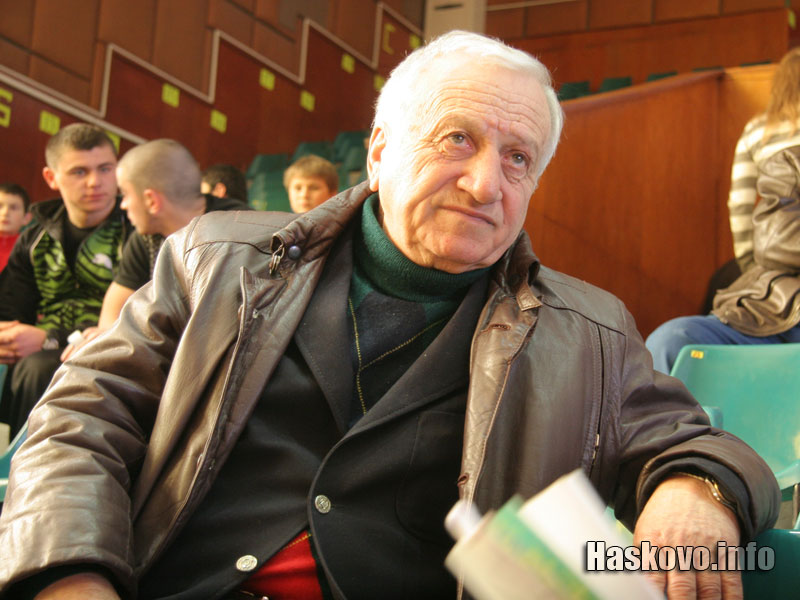 Иван Абаджиев