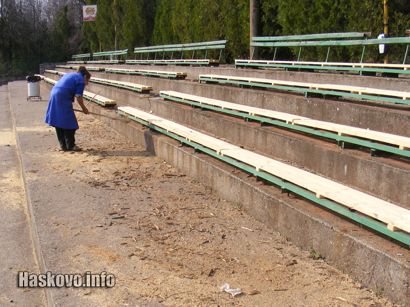 Новите трибуни